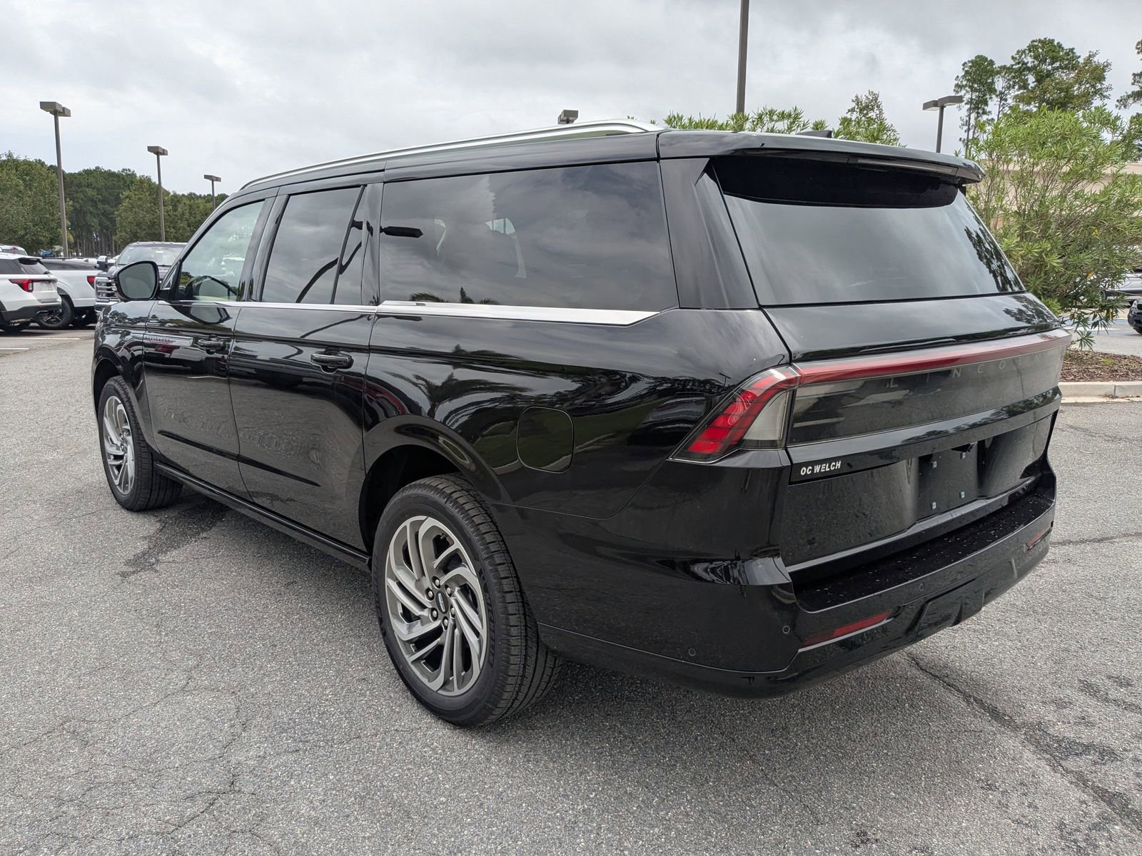 New 2025 Lincoln Navigator L Reserve image 6