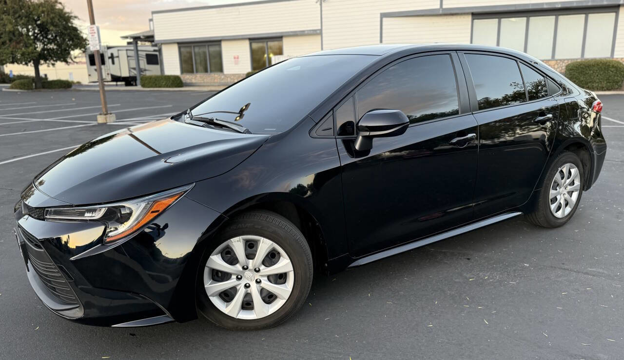 Used 2024 Toyota Corolla LE image 31