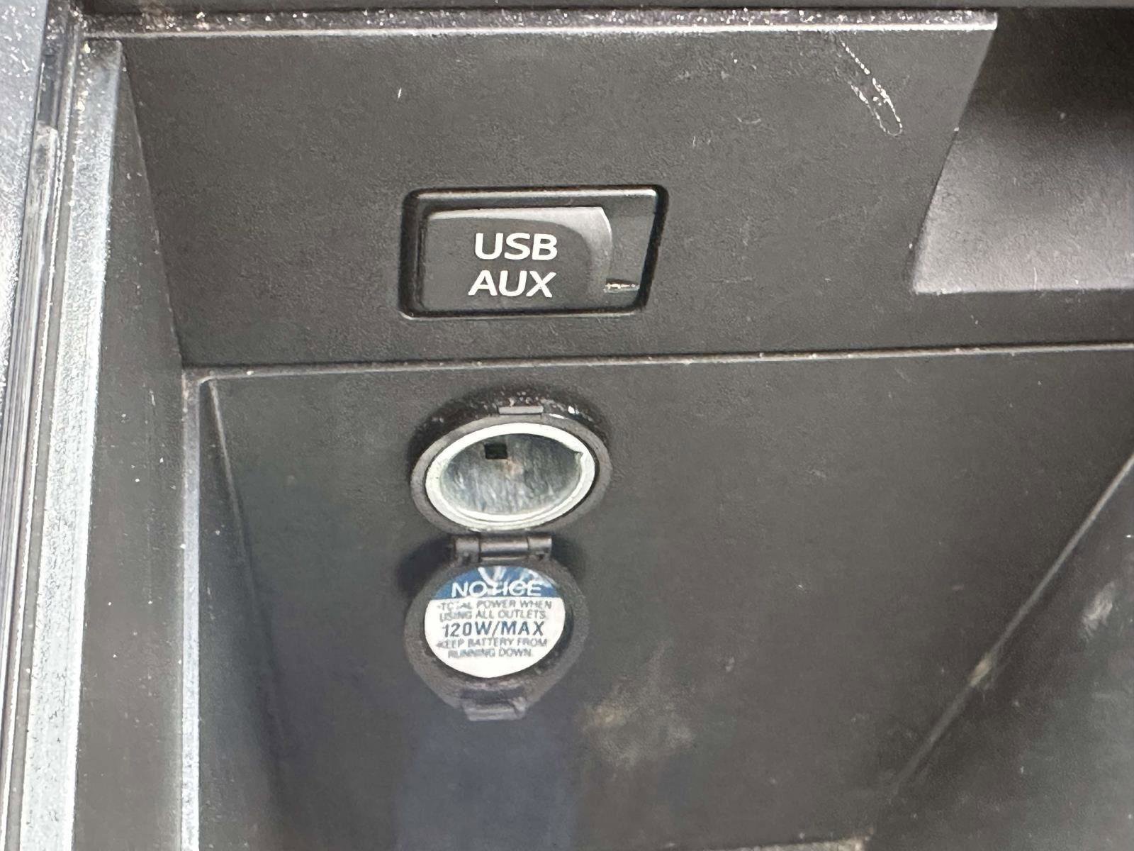 Used 2014 Toyota Venza XLE w/ XLE Premium Package image 30