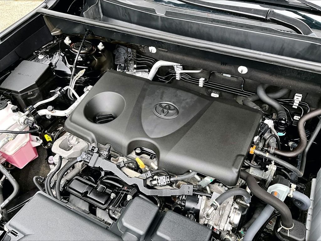 Certified 2023 Toyota RAV4 XLE w/ Convenience Package AWD/4WD image 33