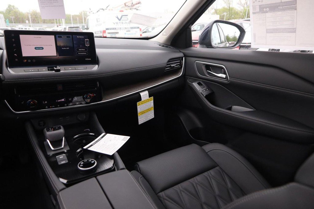 New 2026 Nissan Rogue Platinum AWD/4WD image 28