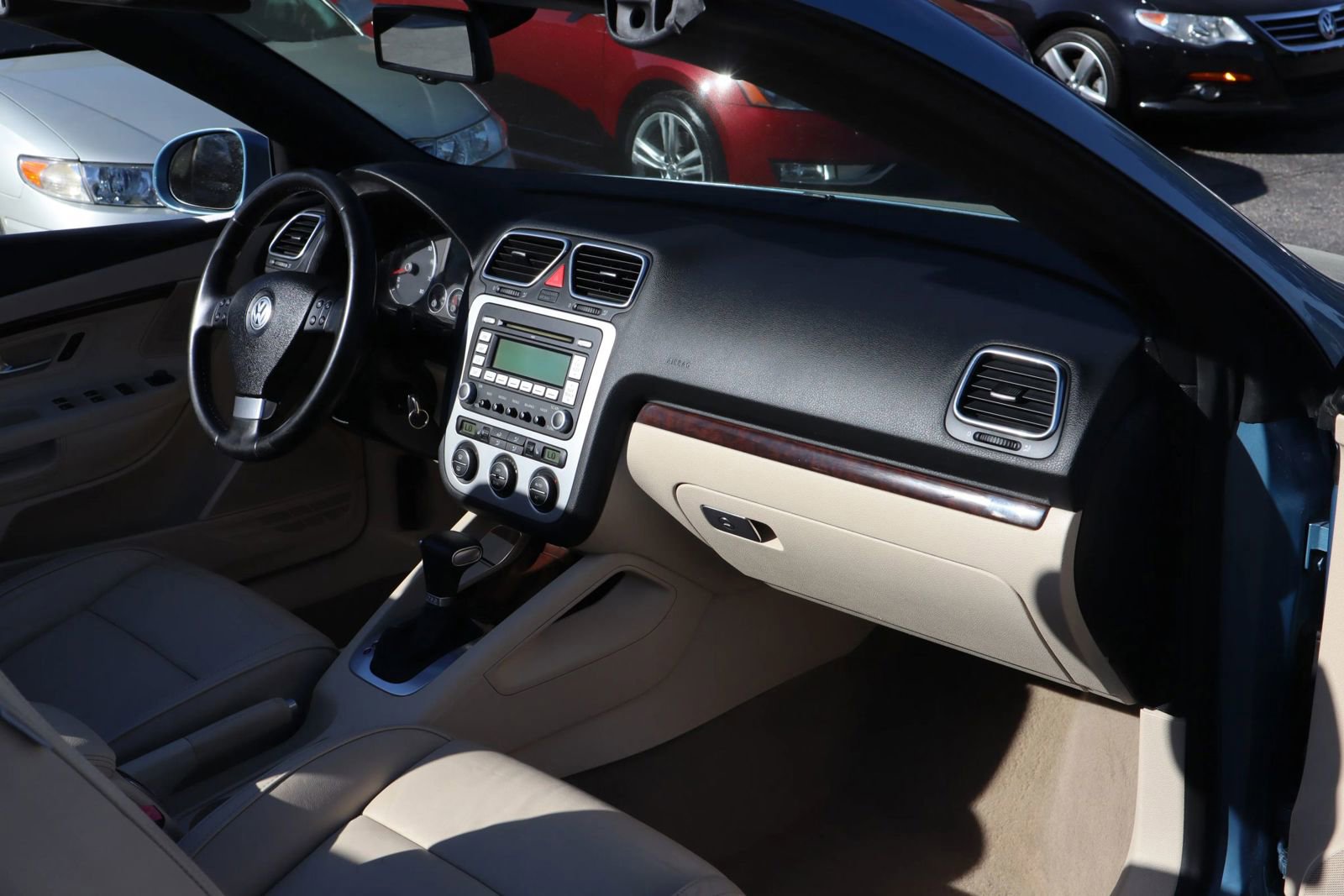 Used 2008 Volkswagen Eos Lux FWD image 14
