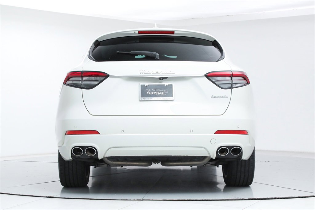 Certified 2023 Maserati Levante GT image 4