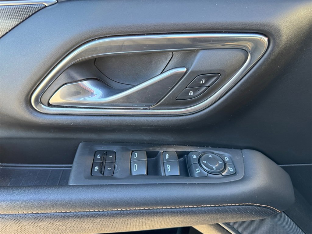 Used 2023 GMC Yukon AT4 w/ AT4 Premium Package image 20