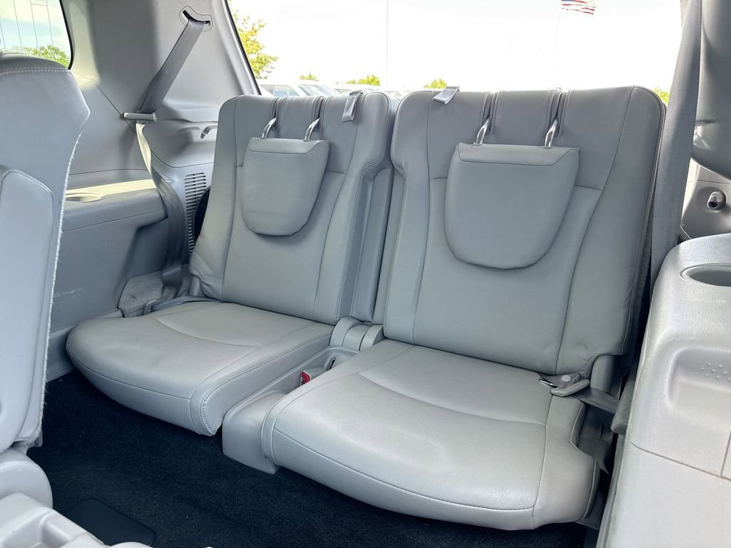 Used 2012 Toyota Highlander Limited AWD/4WD image 24