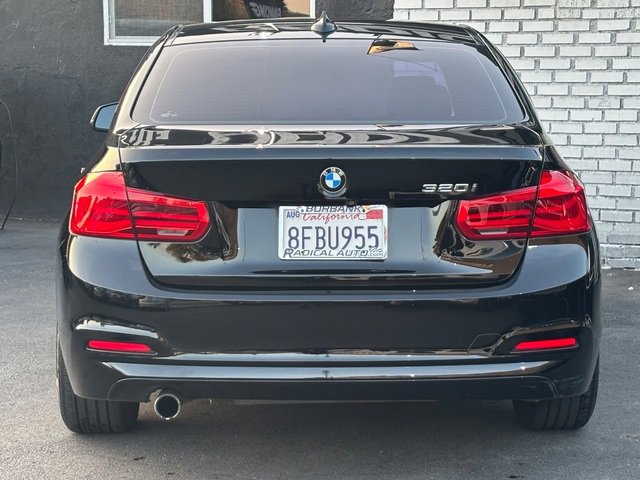 Used 2018 BMW 320i Sedan RWD image 15