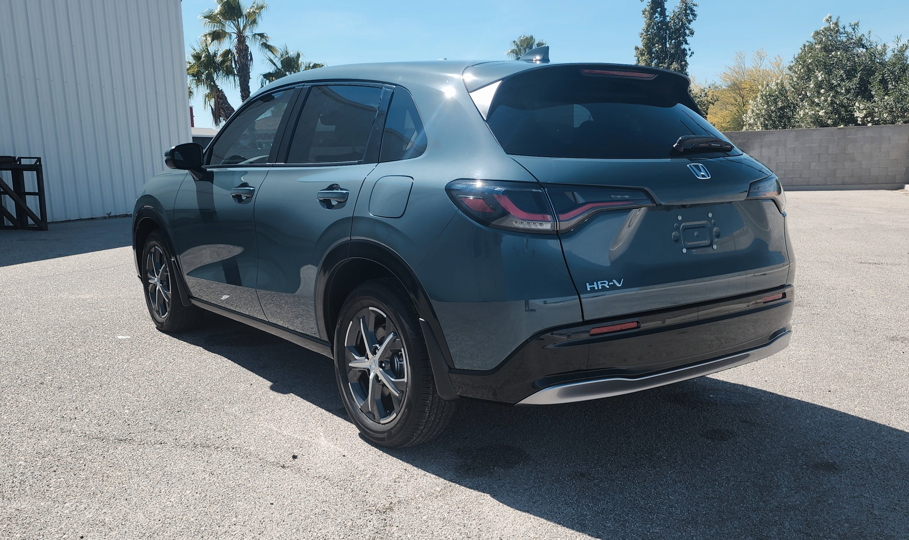 Used 2025 Honda HR-V EX-L image 6