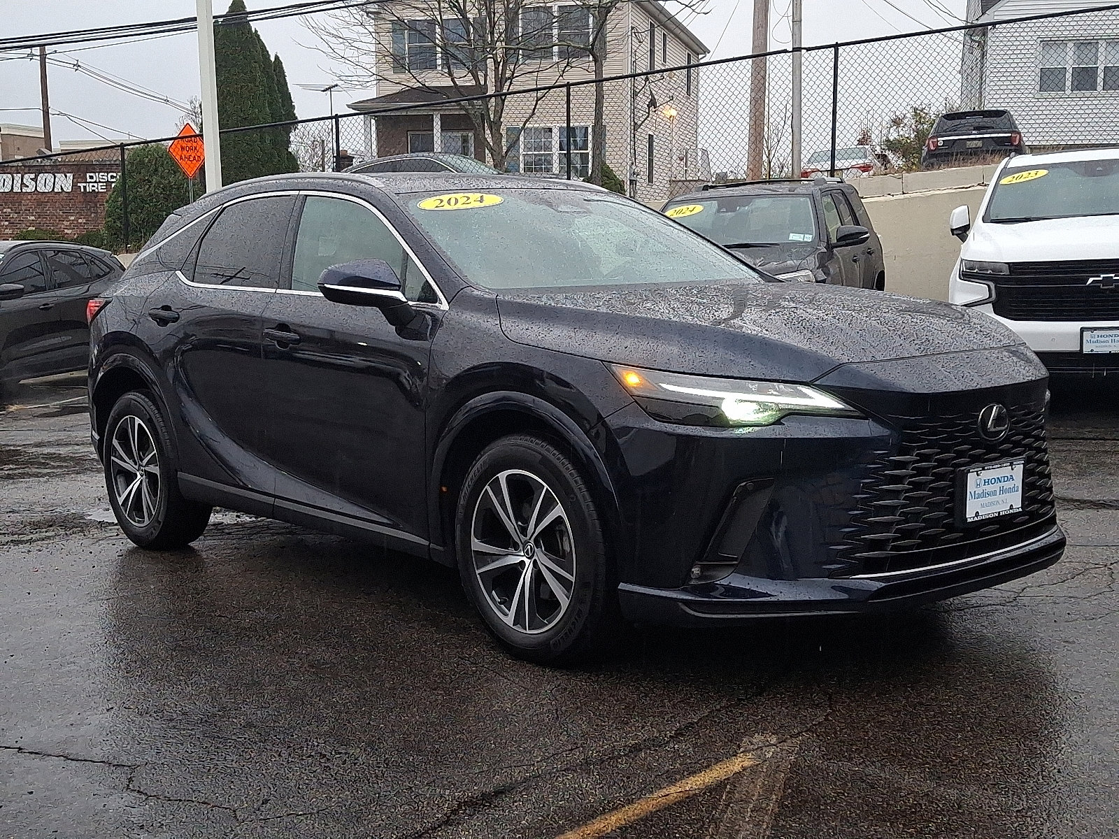 Used 2024 Lexus RX 350 Premium w/ Accessory Package (Z1) image 2