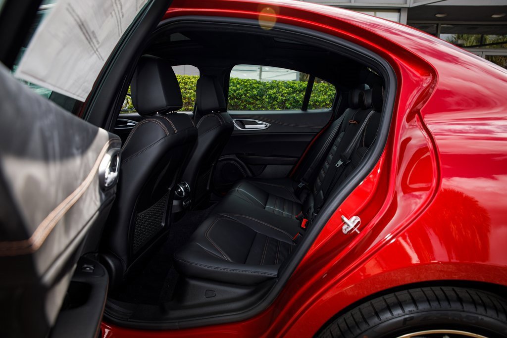 New 2025 Alfa Romeo Giulia AWD w/ Driving Assist Package image 26