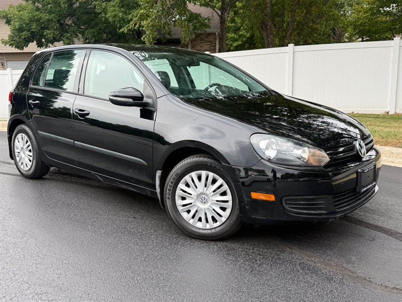 Used 2012 Volkswagen Golf 4-Door FWD image 2