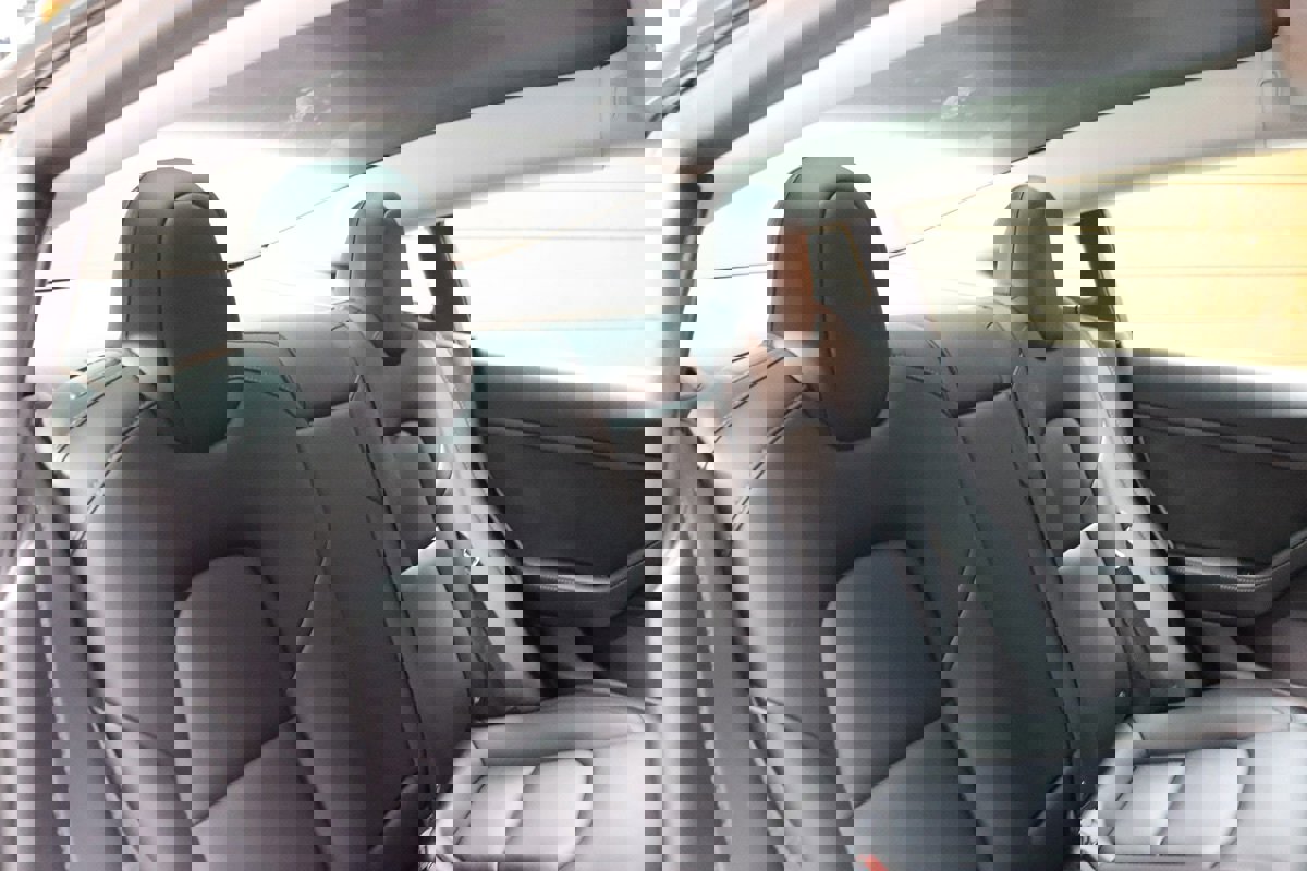 Used 2023 Tesla Model 3 Standard Range image 64