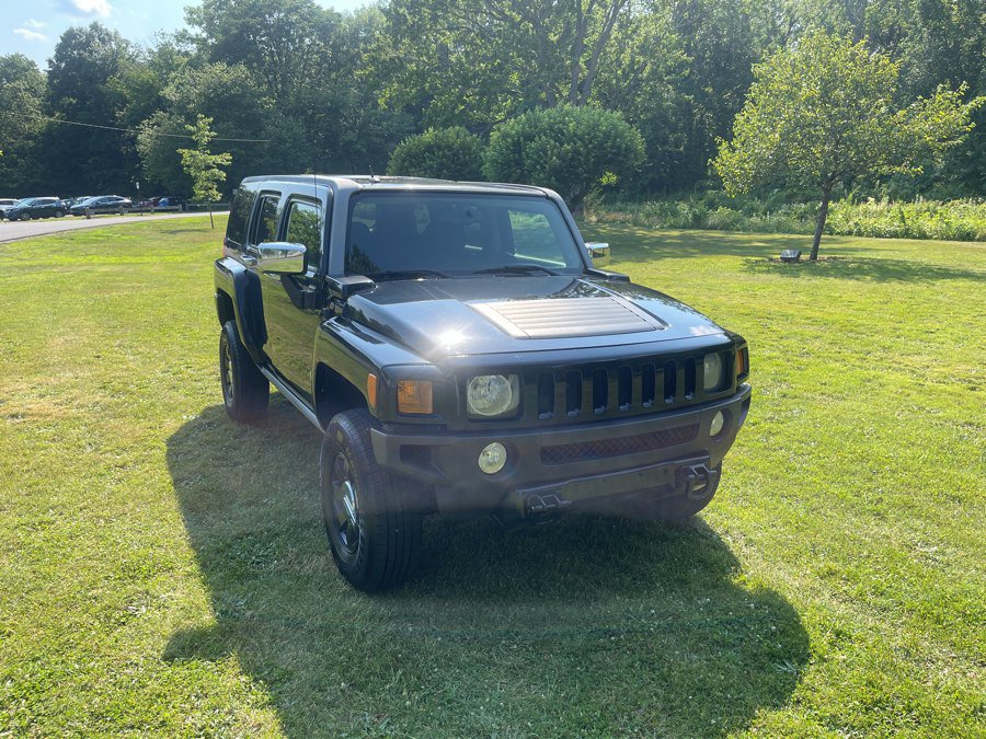 Used 2008 HUMMER H3 w/ Chrome Appearance Package AWD/4WD image 3