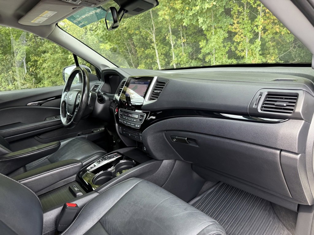 Used 2018 Honda Pilot Touring image 24