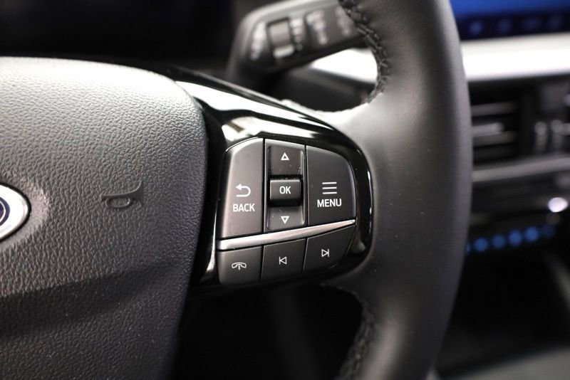 Used 2023 Ford Escape Platinum image 25