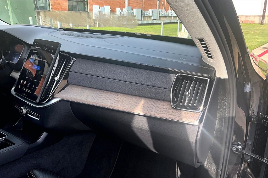 Certified 2026 Volvo XC90 B6 Ultra AWD/4WD image 21
