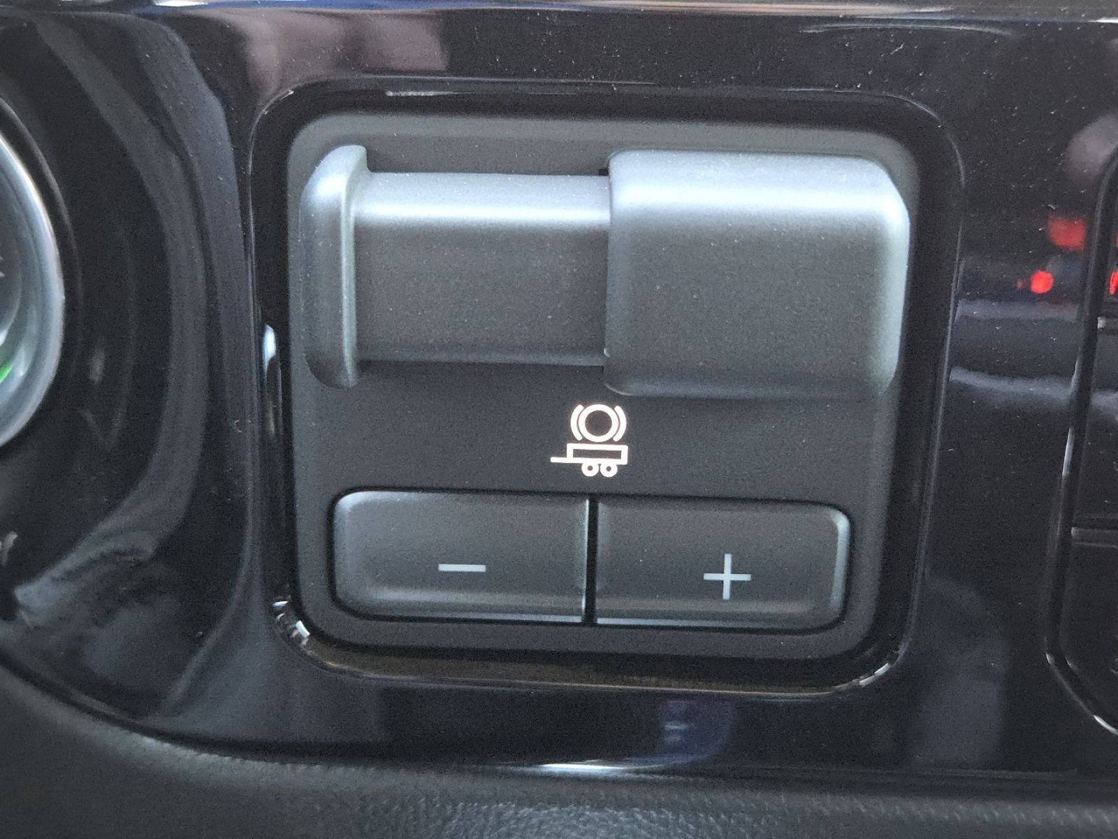 New 2026 GMC Sierra 1500 SLT w/ SLT Premium Package image 12