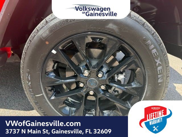 Used 2025 Jeep Wrangler Unlimited Sahara AWD/4WD image 28