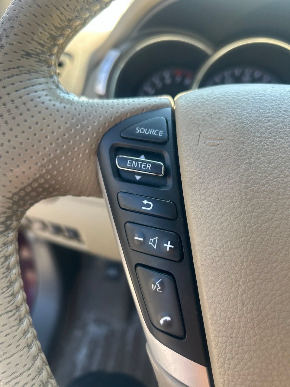 Used 2012 Nissan Murano LE w/ Platinum Pkg AWD/4WD image 21