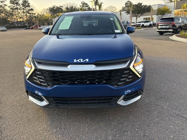 Used 2024 Kia Sportage EX image 2