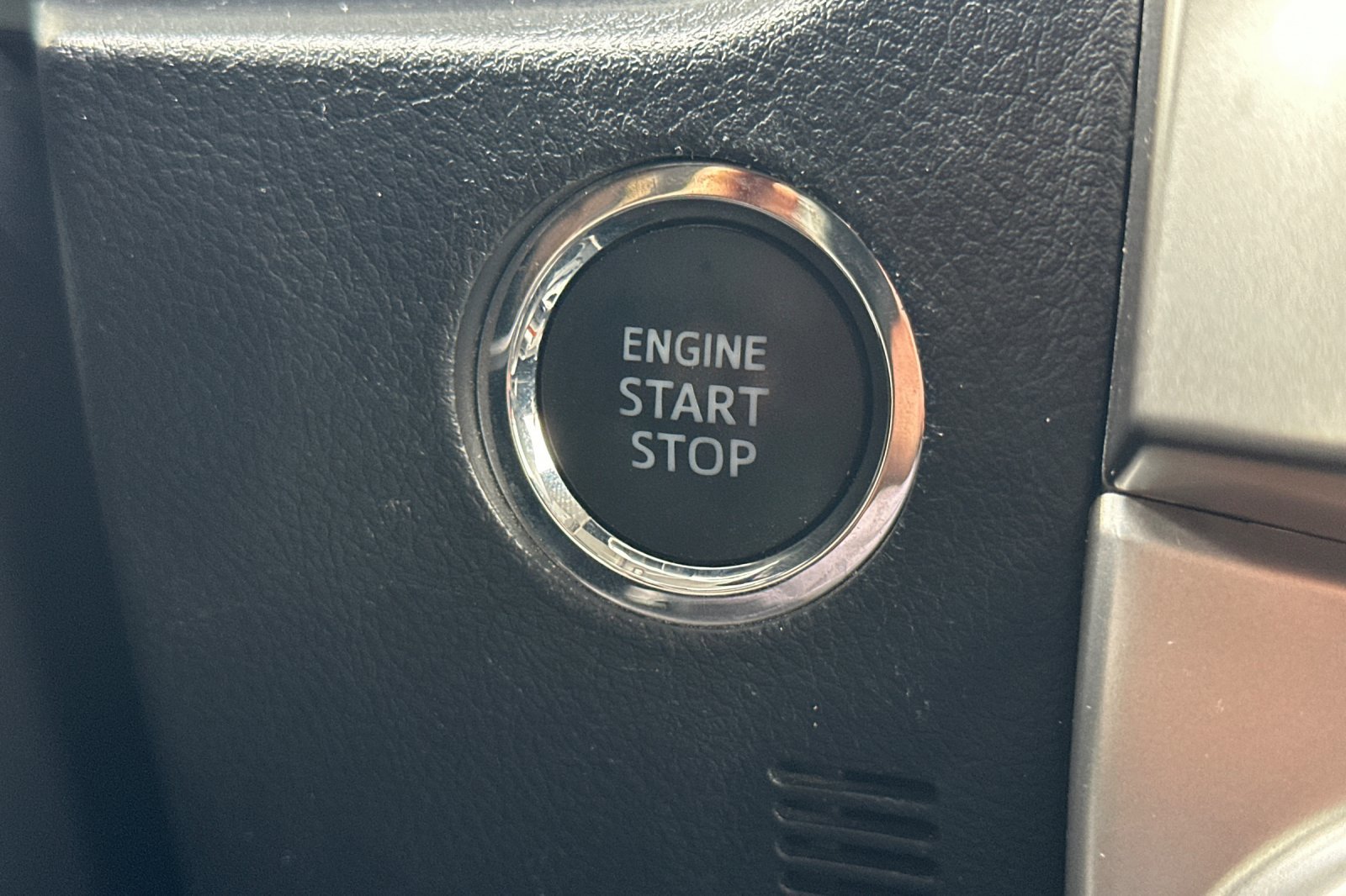 Used 2024 Toyota 4Runner SR5 image 23