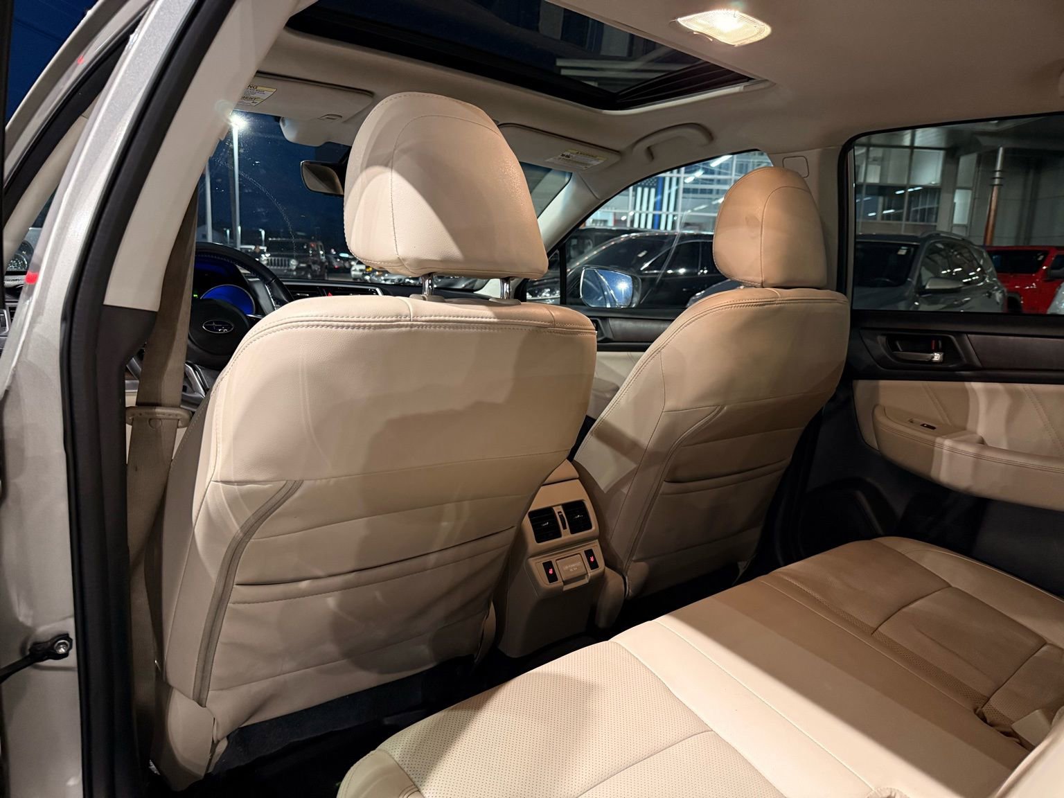 Used 2018 Subaru Outback 2.5i Limited image 14