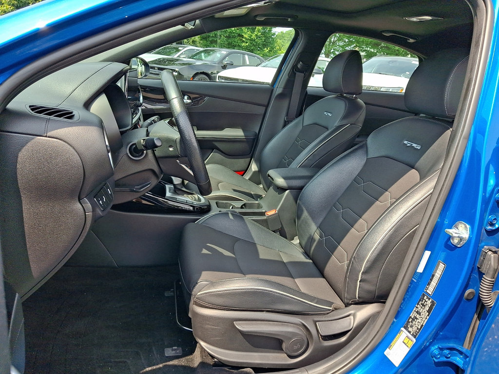 Used 2022 Kia Forte GT-Line w/ GT-Line Premium Package FWD image 24