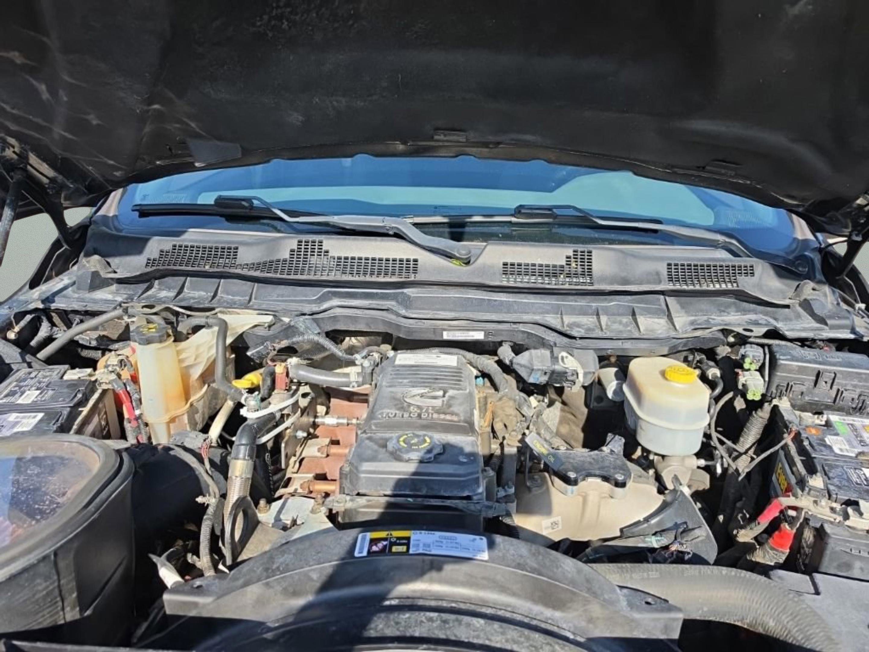 Used 2018 RAM 2500 SLT w/ Luxury Group AWD/4WD image 10