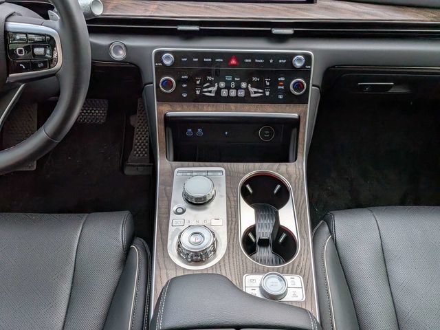 Used 2025 Genesis GV80 3.5T Advanced AWD/4WD image 22