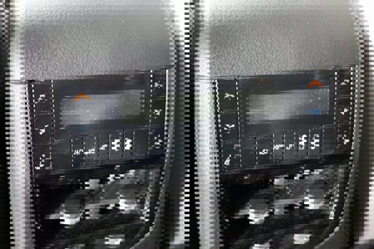 Used 2021 Jeep Grand Cherokee L Summit w/ MOPAR Finishing Package image 34