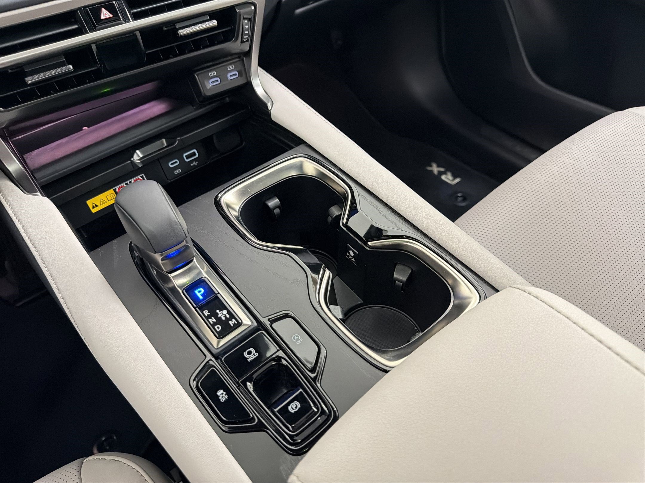 Certified 2025 Lexus RX 350 Premium Plus w/ Accessory Package (Z1) image 18