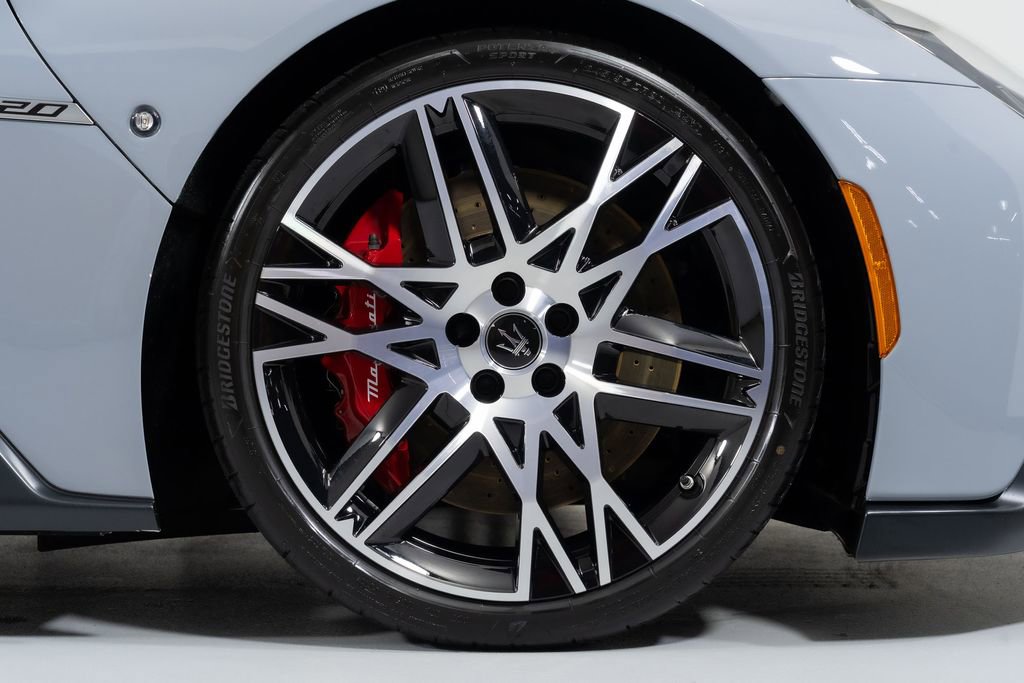 Used 2023 Maserati MC20 Coupe RWD image 19