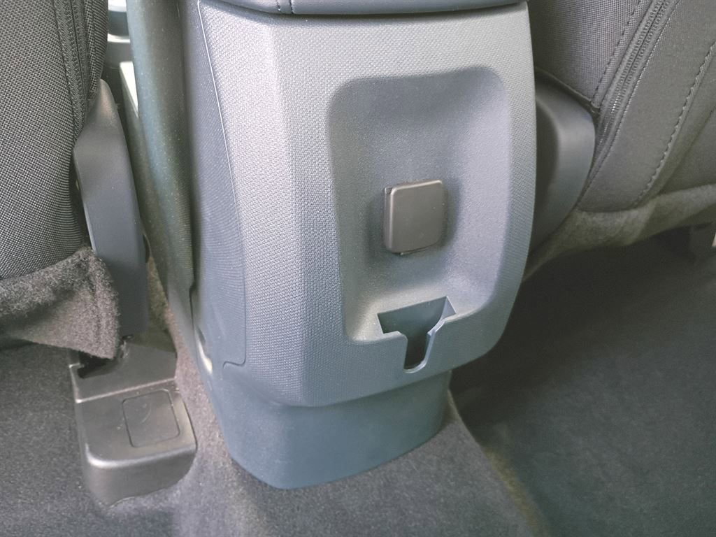 Used 2023 Ford Maverick XL image 9