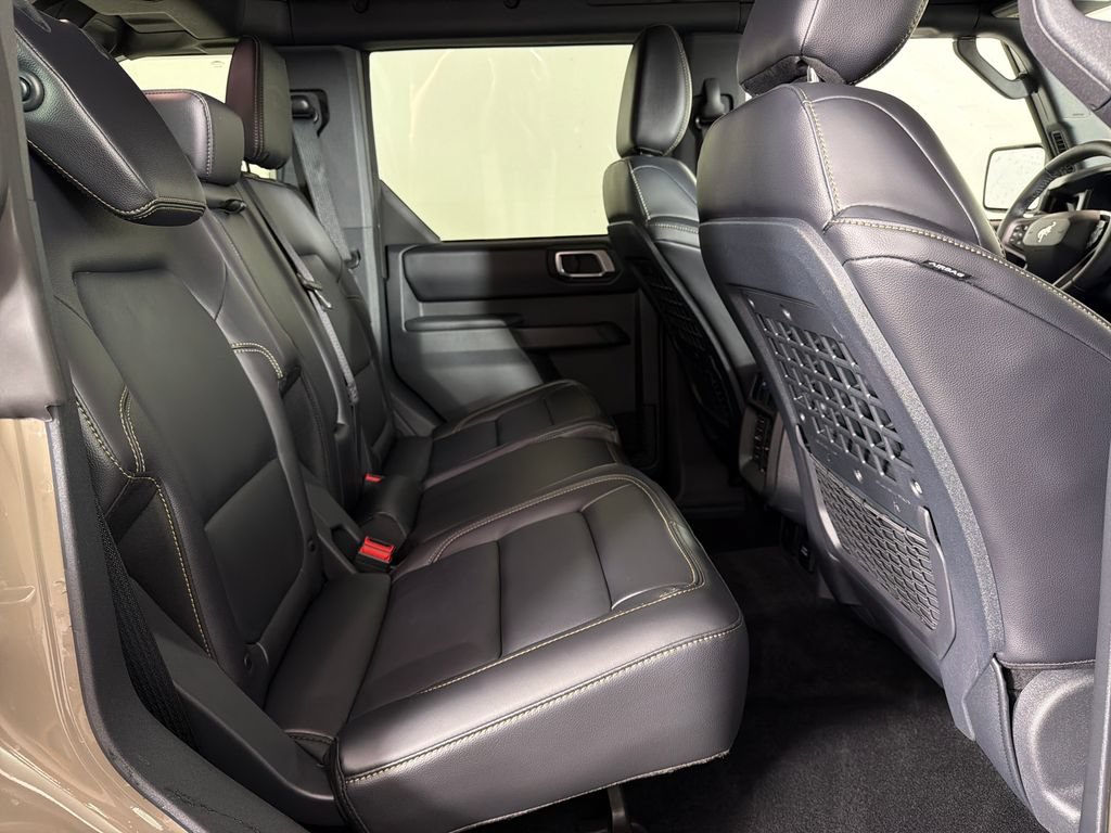 Used 2026 Ford Bronco Badlands AWD/4WD image 21