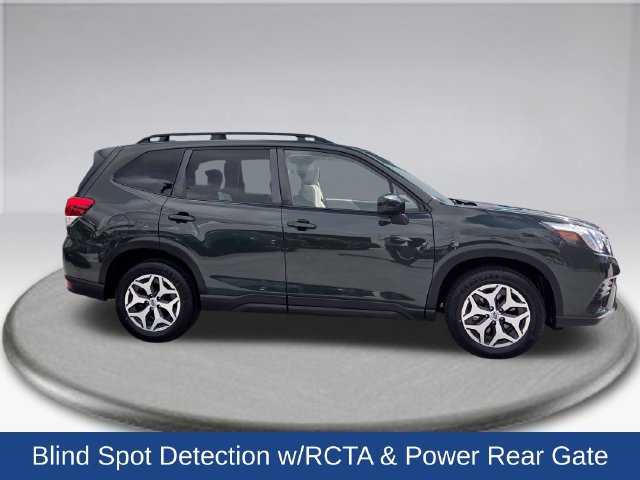 Used 2023 Subaru Forester Premium AWD/4WD image 11