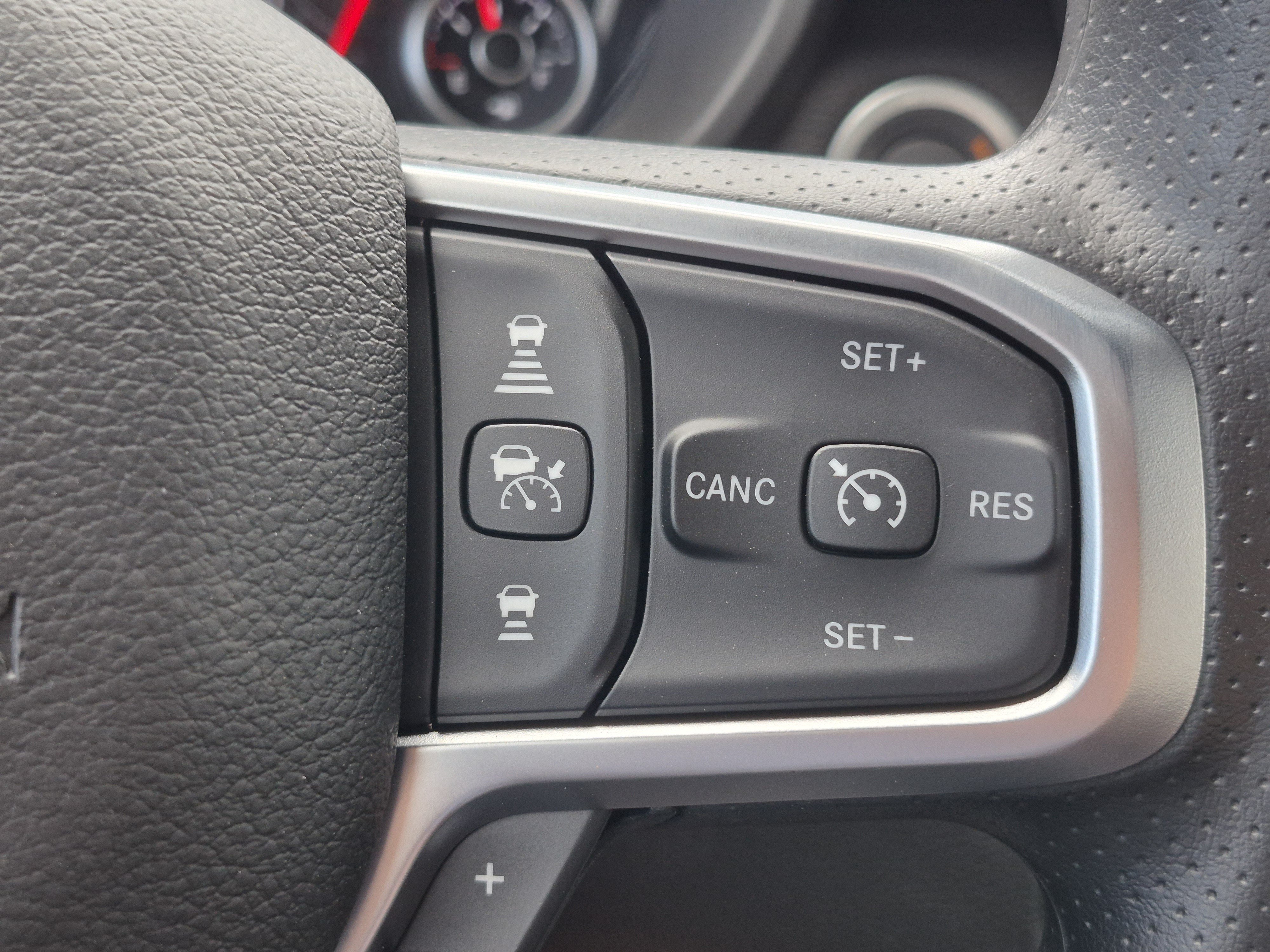 New 2026 RAM 1500 Express AWD/4WD image 16