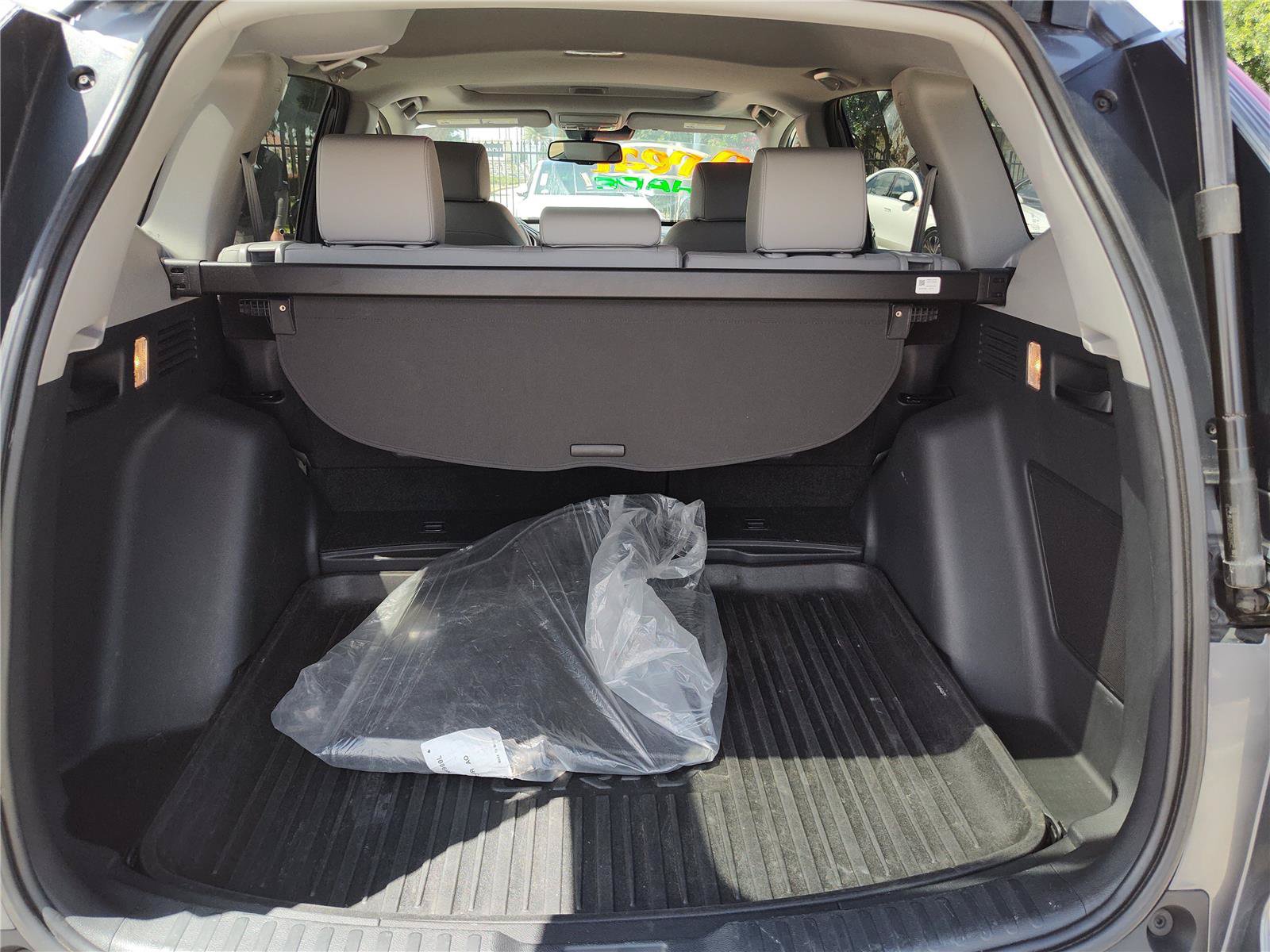 Used 2020 Honda CR-V Touring image 7