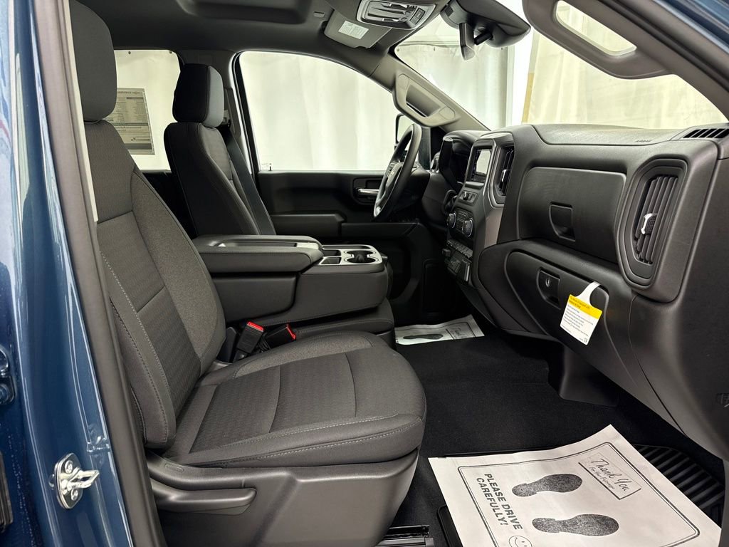 New 2026 Chevrolet Silverado 2500 Custom w/ Custom Convenience Package image 10