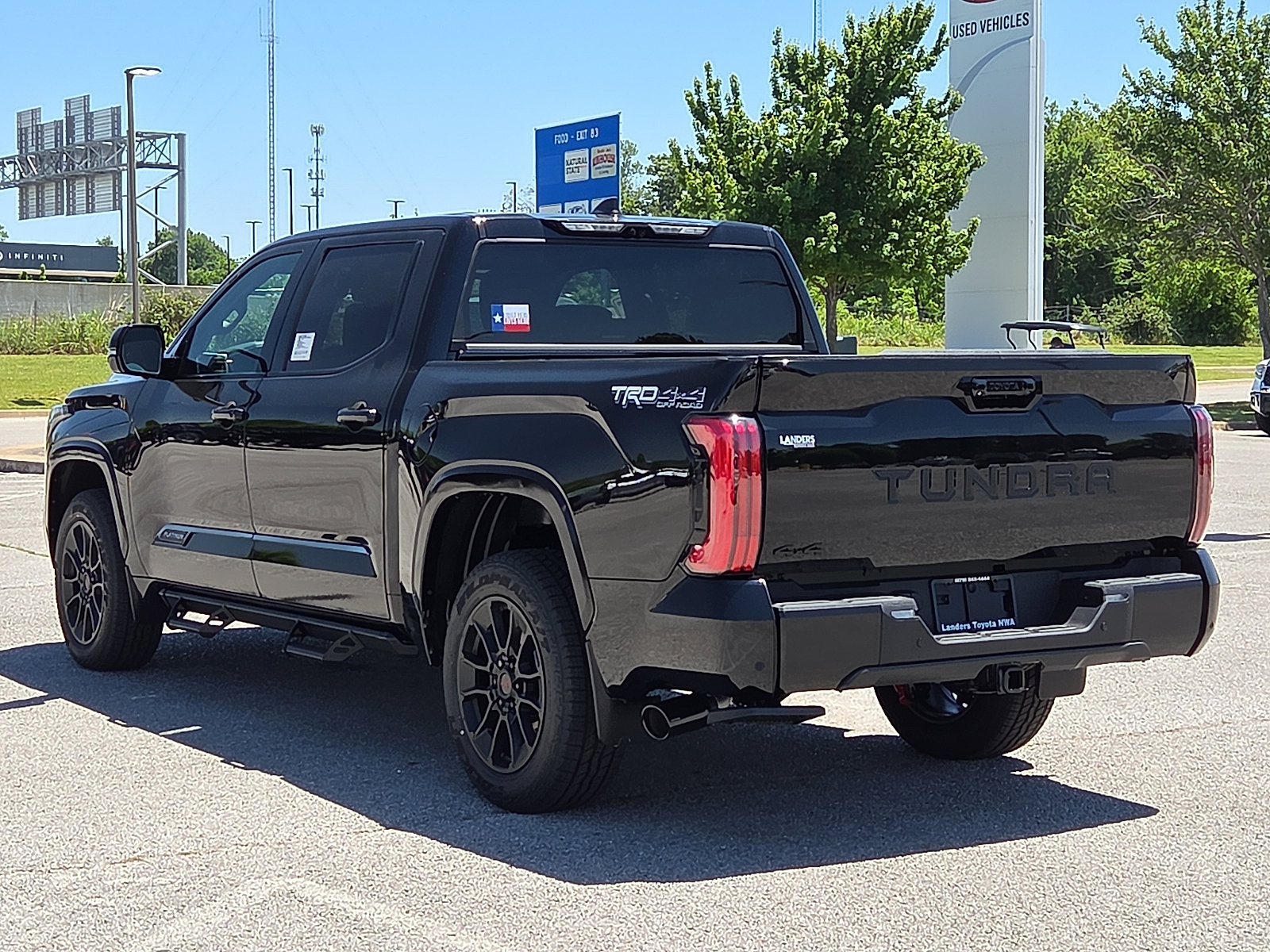 New 2026 Toyota Tundra Platinum AWD/4WD image 3