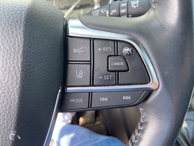 Used 2021 Toyota Highlander XSE image 19