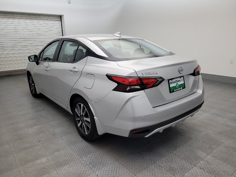 Used 2025 Nissan Versa SV w/ Trunk Package FWD image 5