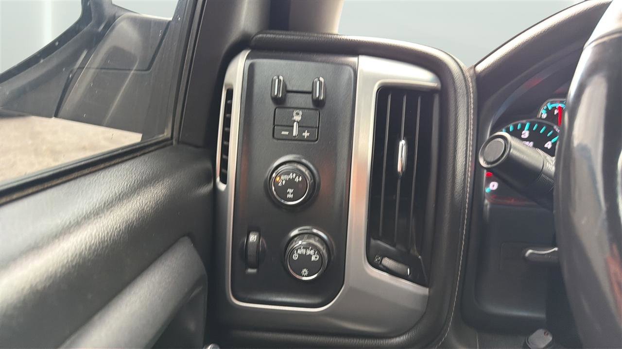Used 2018 GMC Sierra 1500 SLE w/ Suspension Package, Off-Road AWD/4WD image 24