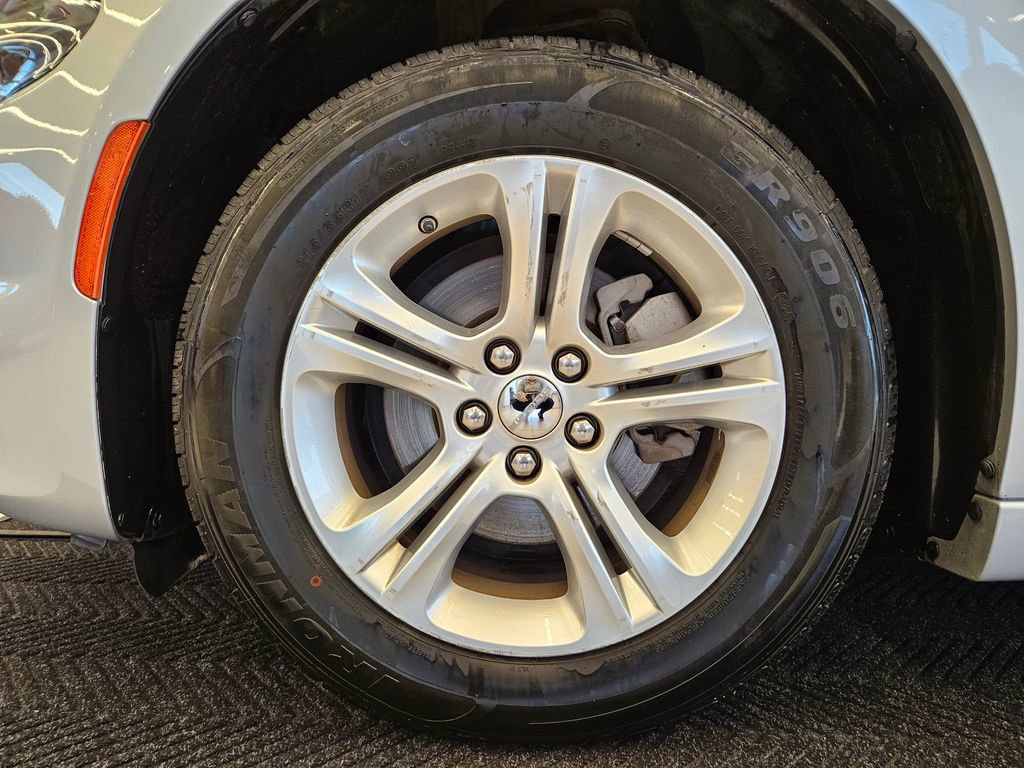 Used 2023 Dodge Charger SXT image 12