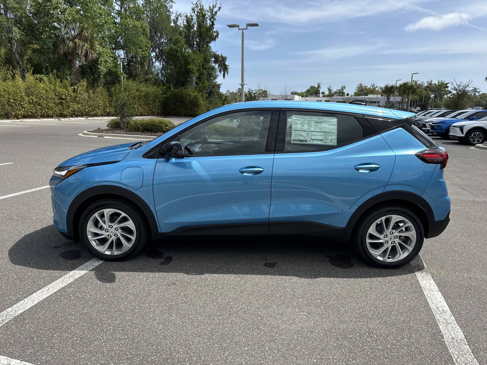 New 2027 Chevrolet Bolt LT w/ Comfort Package FWD image 6