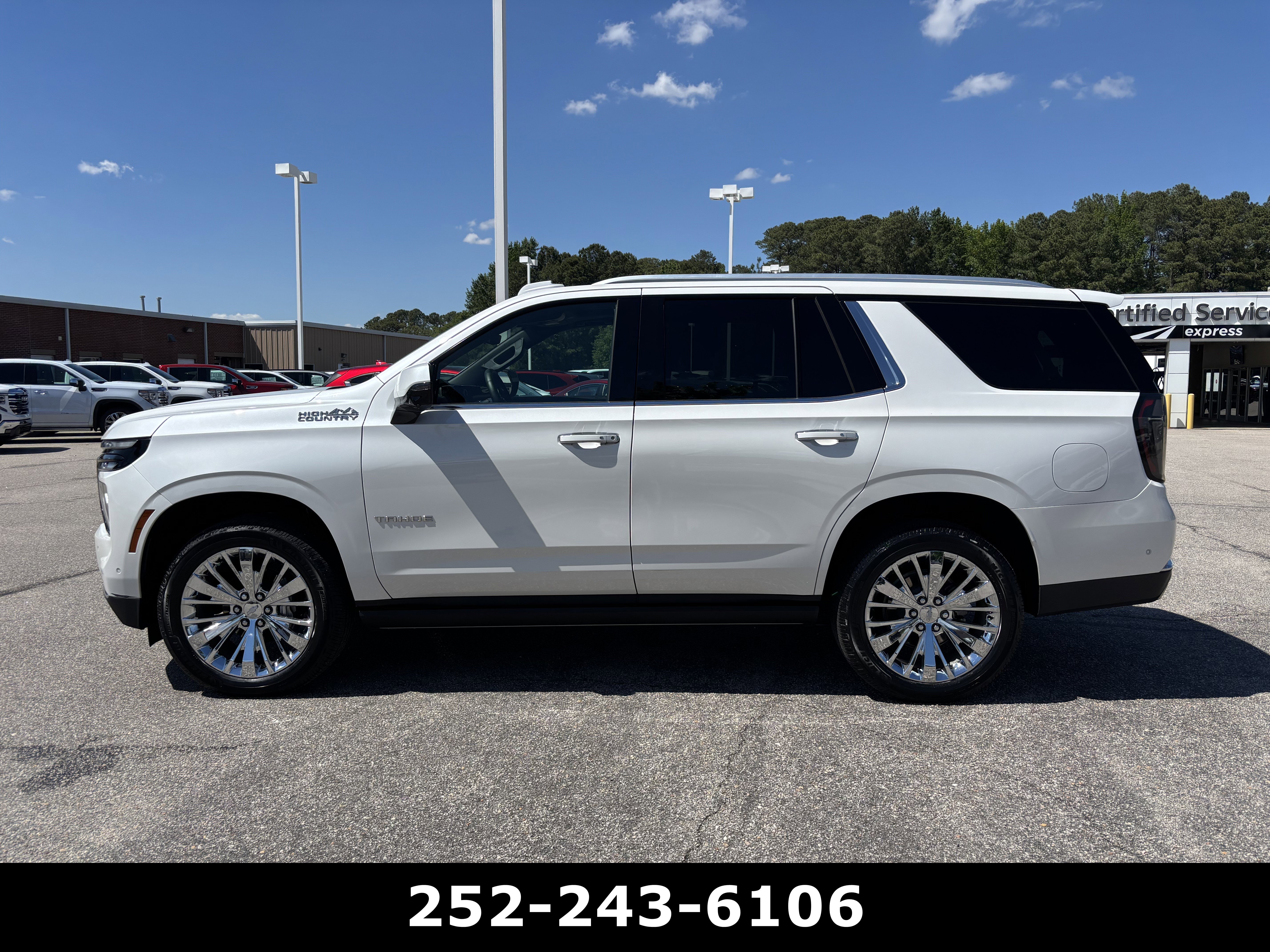 Used 2025 Chevrolet Tahoe High Country AWD/4WD image 7