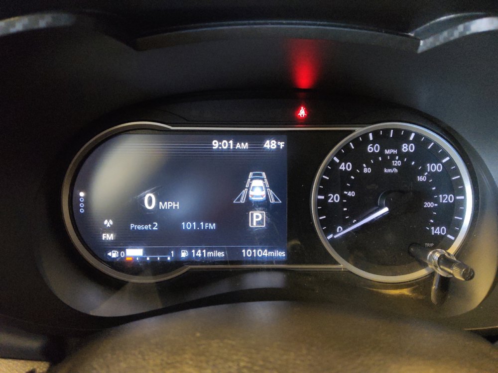 Used 2024 Nissan Versa SV w/ Trunk Package image 23