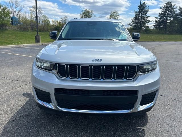 Used 2023 Jeep Grand Cherokee L Laredo w/ Luxury Tech Group I AWD/4WD image 6