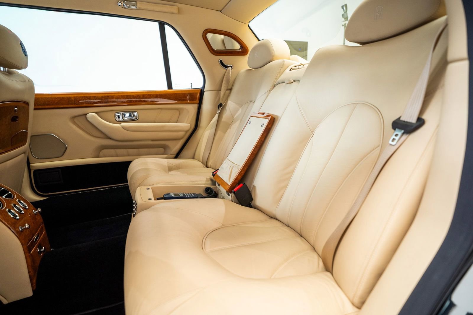 Used 2002 Rolls-Royce Park Ward image 28