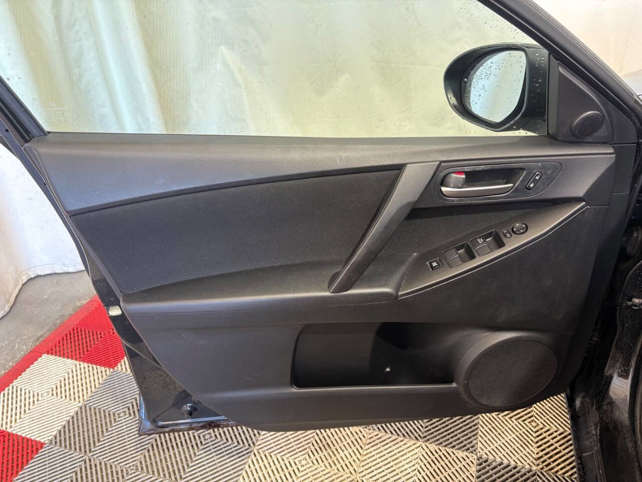 Used 2010 MAZDA MAZDA3 i Touring FWD image 8