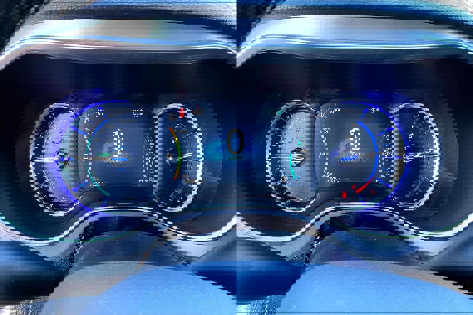 Used 2020 Chrysler Pacifica Limited w/ Advanced Safetytec Group image 23