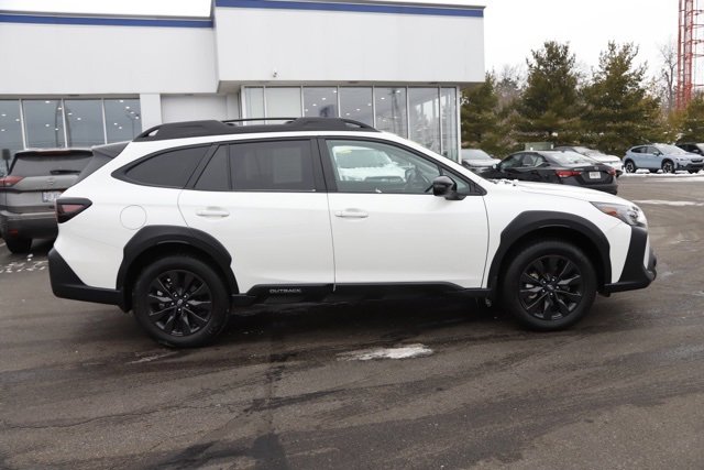 Certified 2025 Subaru Outback Onyx Edition image 2